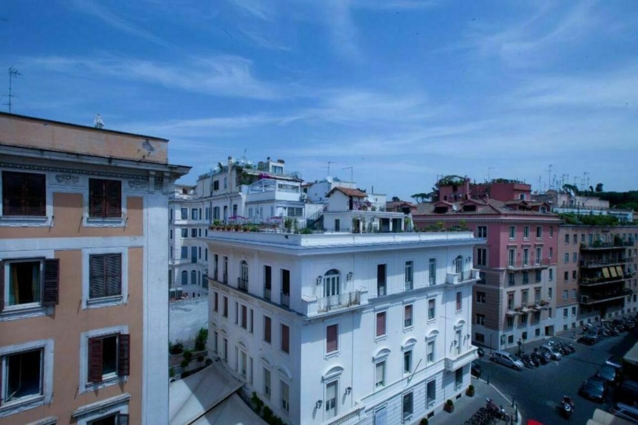 Bed and Breakfast Penna Relais Al Corso Рим Экстерьер фото